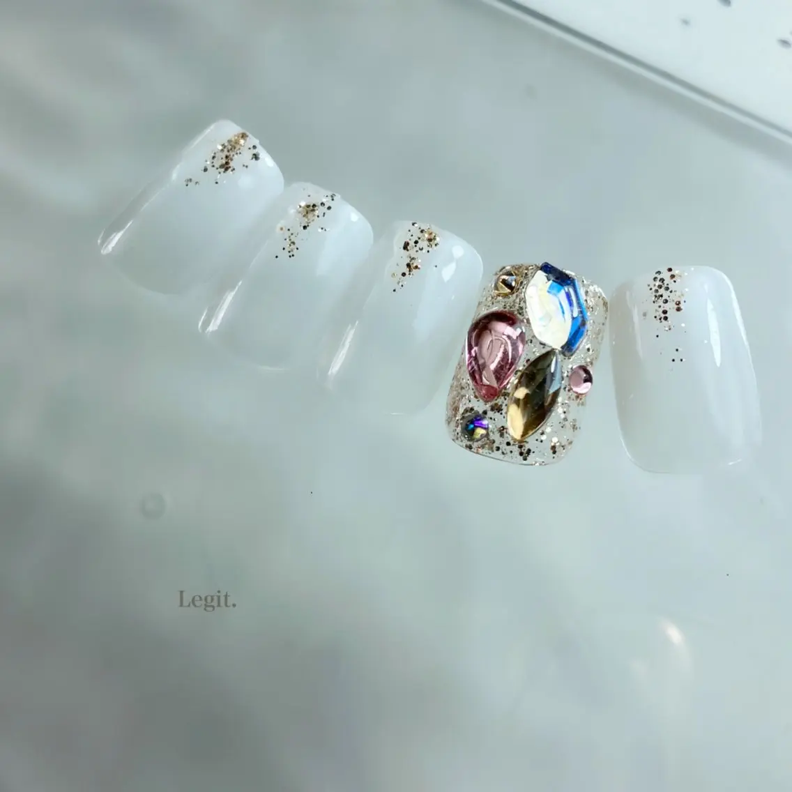 ネイル Legit nail salonのネイルデザイン