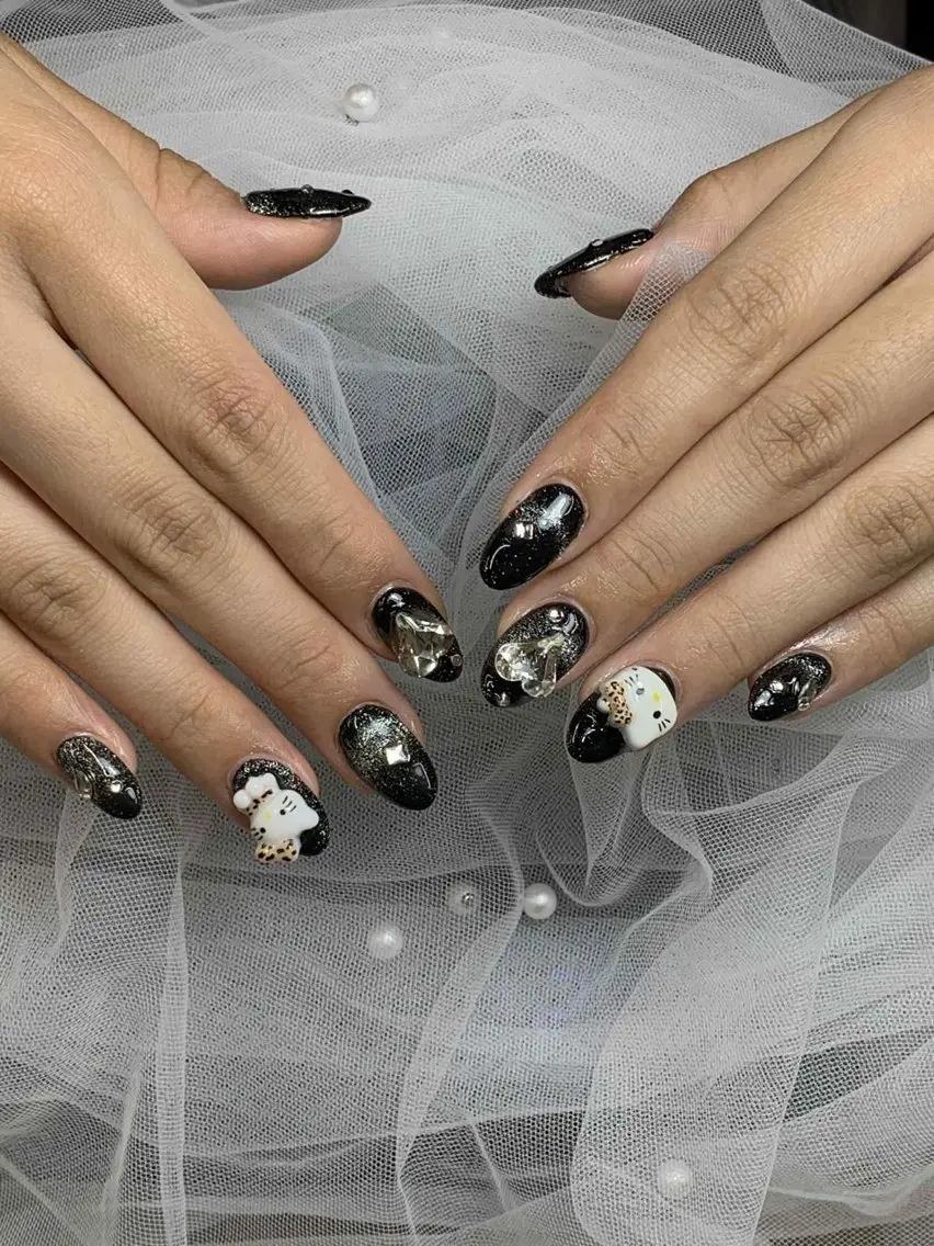 ネイル Iconic Nailのネイルデザイン