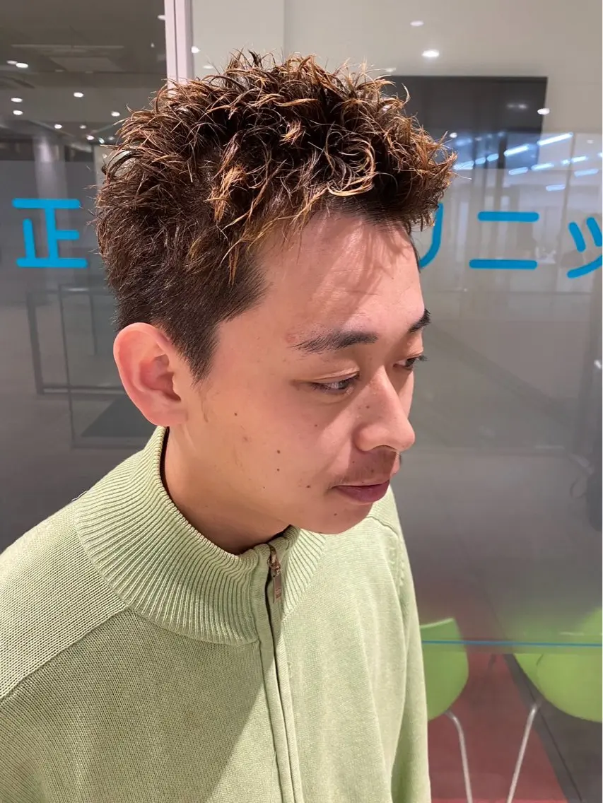 メンズ メンズブリーチ メンズショート カット ロゼ 神田 雅春のヘアスタイル