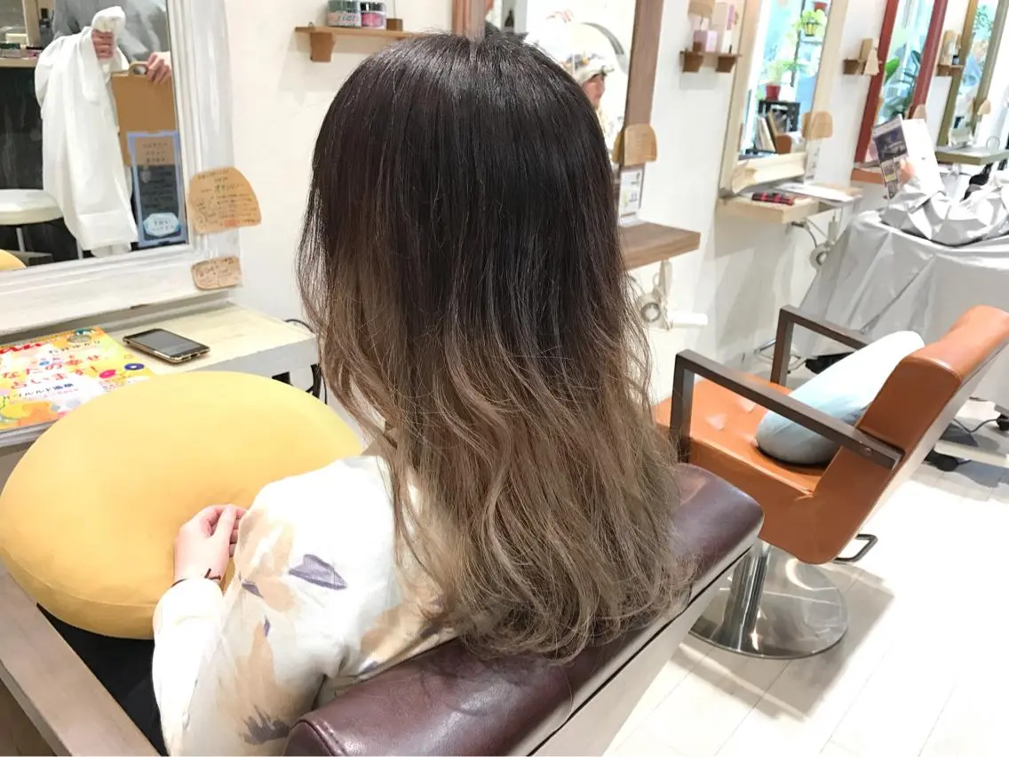 セミロング カラー グラデーションカラー メンズ指名多数!! 田島史也のヘアスタイル