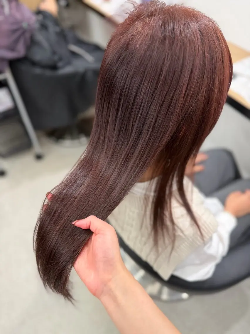 カラー 透明感カラー🫧 EMAのヘアスタイル