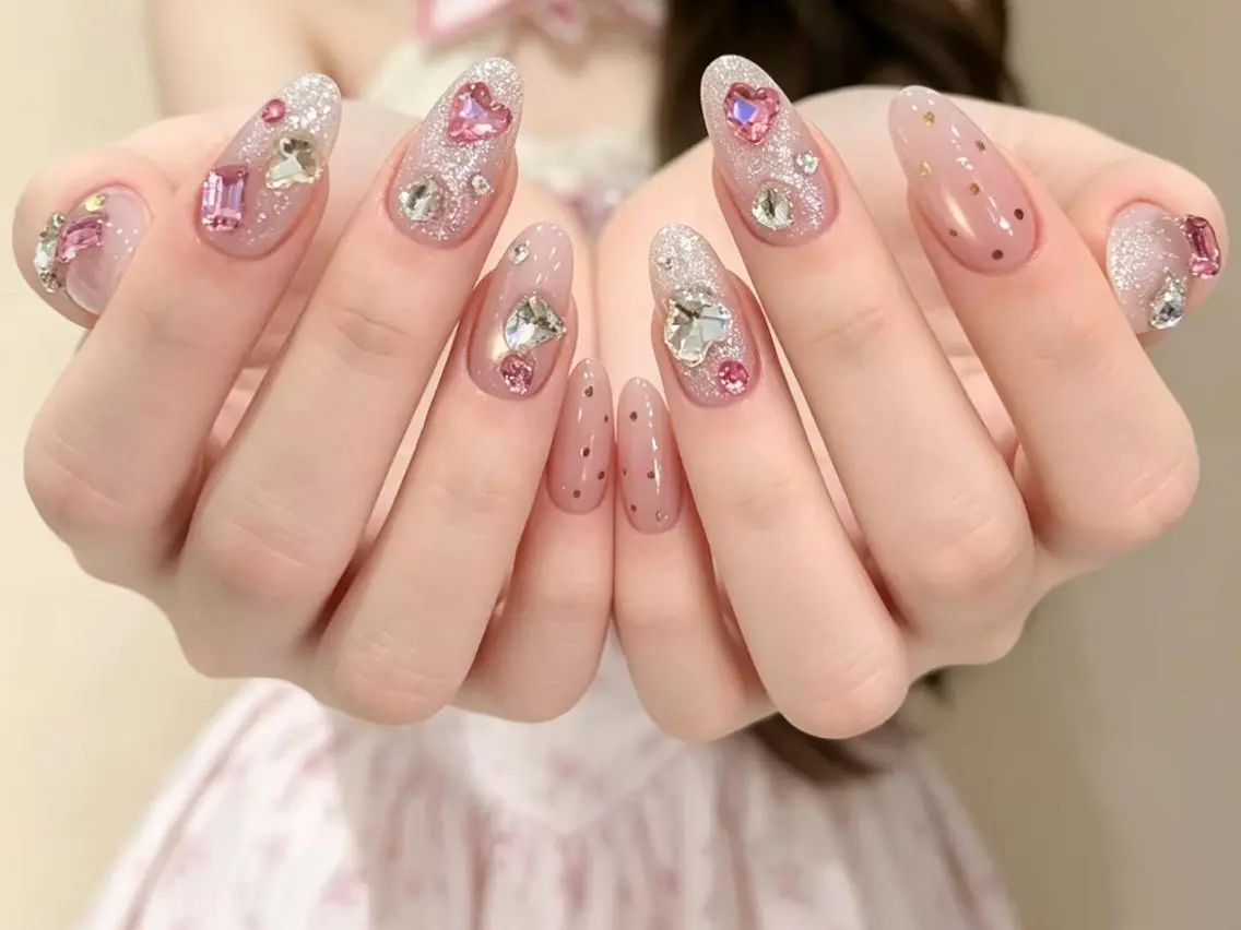 ネイル VIVIAN エイのネイルデザイン