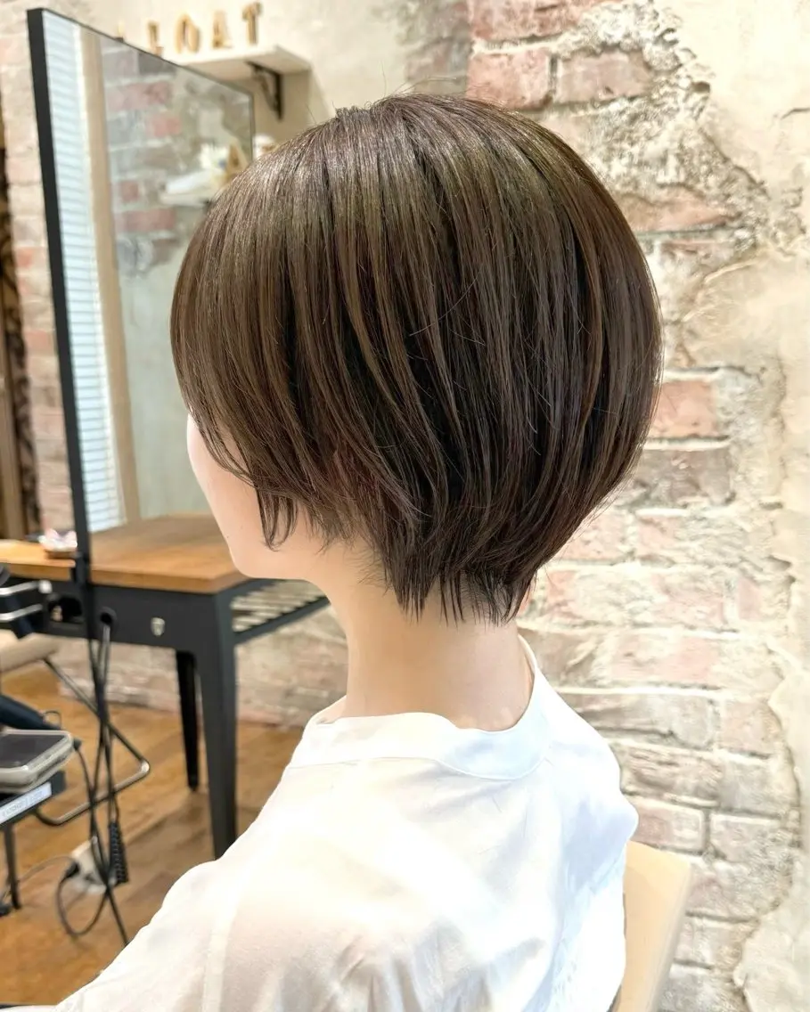 ショート カラー カット ヘアカラー トリートメント 💍新宿ショート 💍岩田莉奈のヘアスタイル