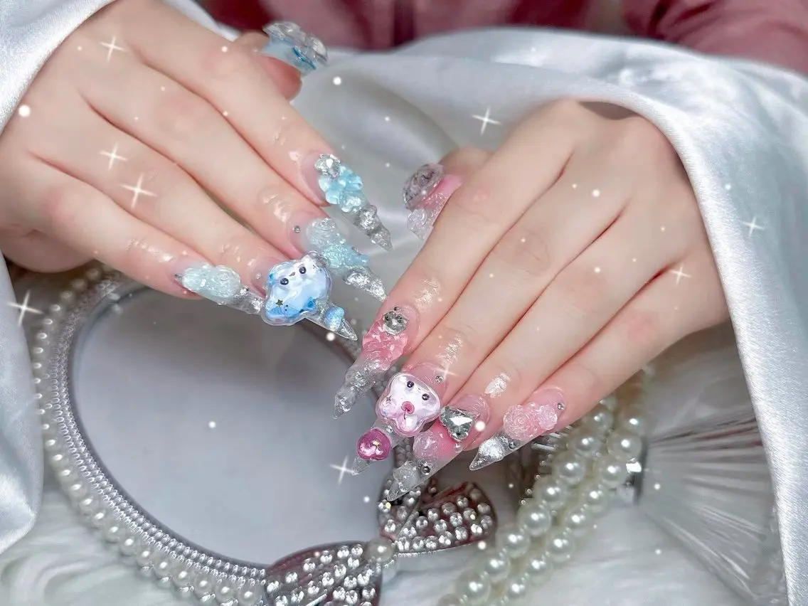 ネイル 長さ出し ジェルネイル ガーリー キラキラネイル 韓国ネイル ハンドネイル Nova Nail Studioのネイルデザイン
