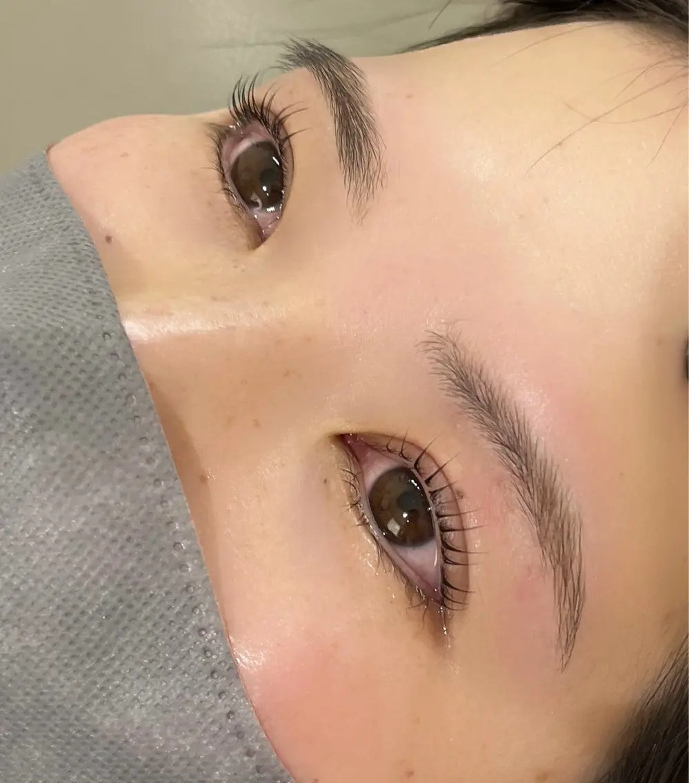 ラッシュリフト+美眉メニュー同時施術の写真