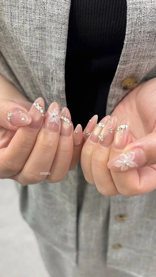 ネイル ハンドネイル emmi nailのネイルデザイン