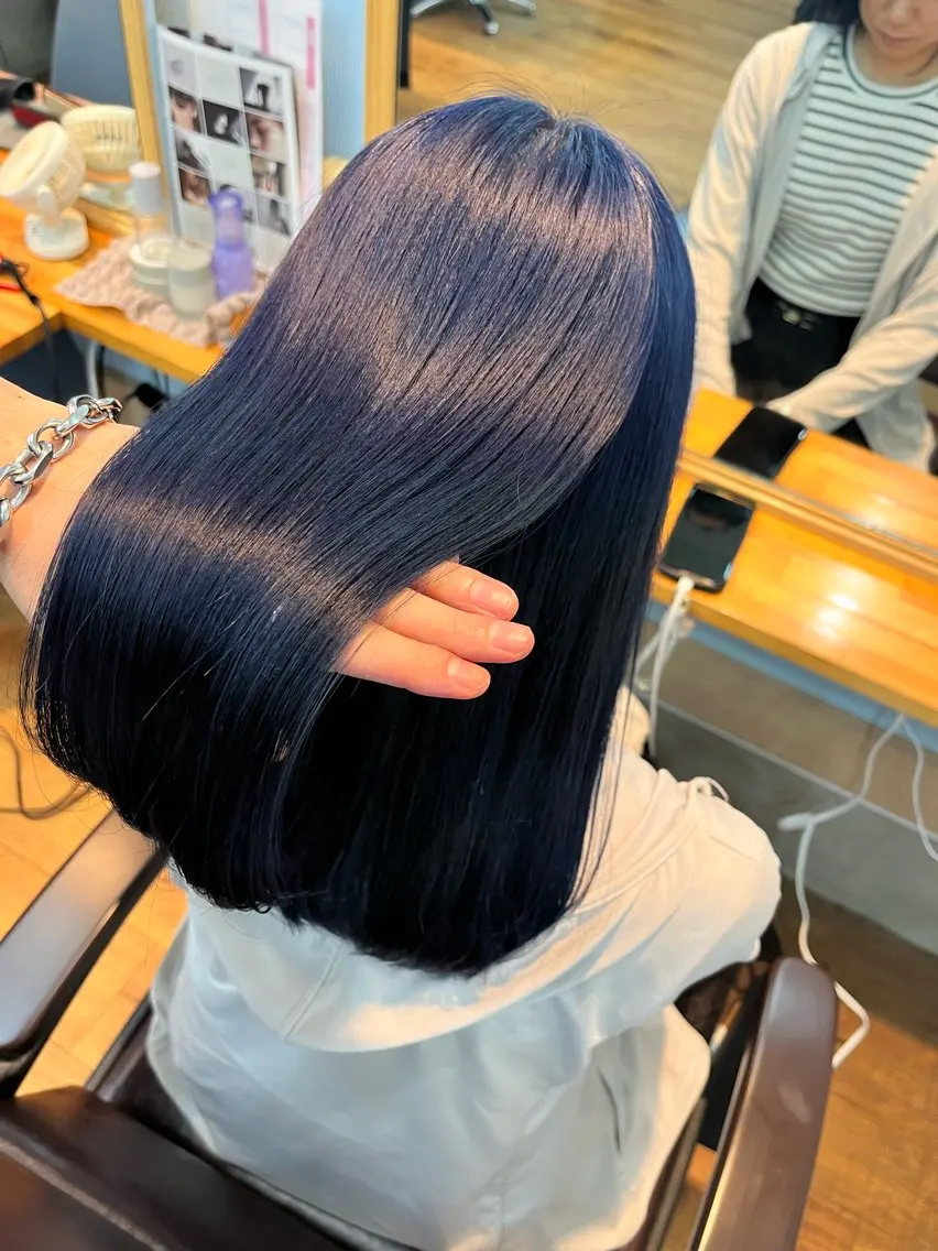 セミロング カラー ダブルカラー インナーカラー 髪質改善 🫧ハイトーン/ ブリーチ🫧白石航汰のヘアスタイル