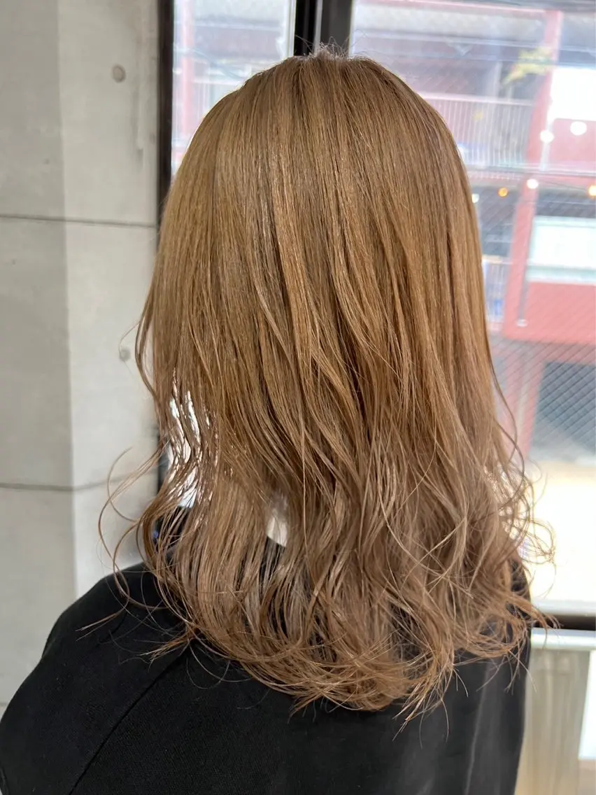 ロング カラー ブリーチ ケアブリーチ ダブルカラー インナーカラー ボブ 艶髪ケア特化✨ トワのヘアスタイル