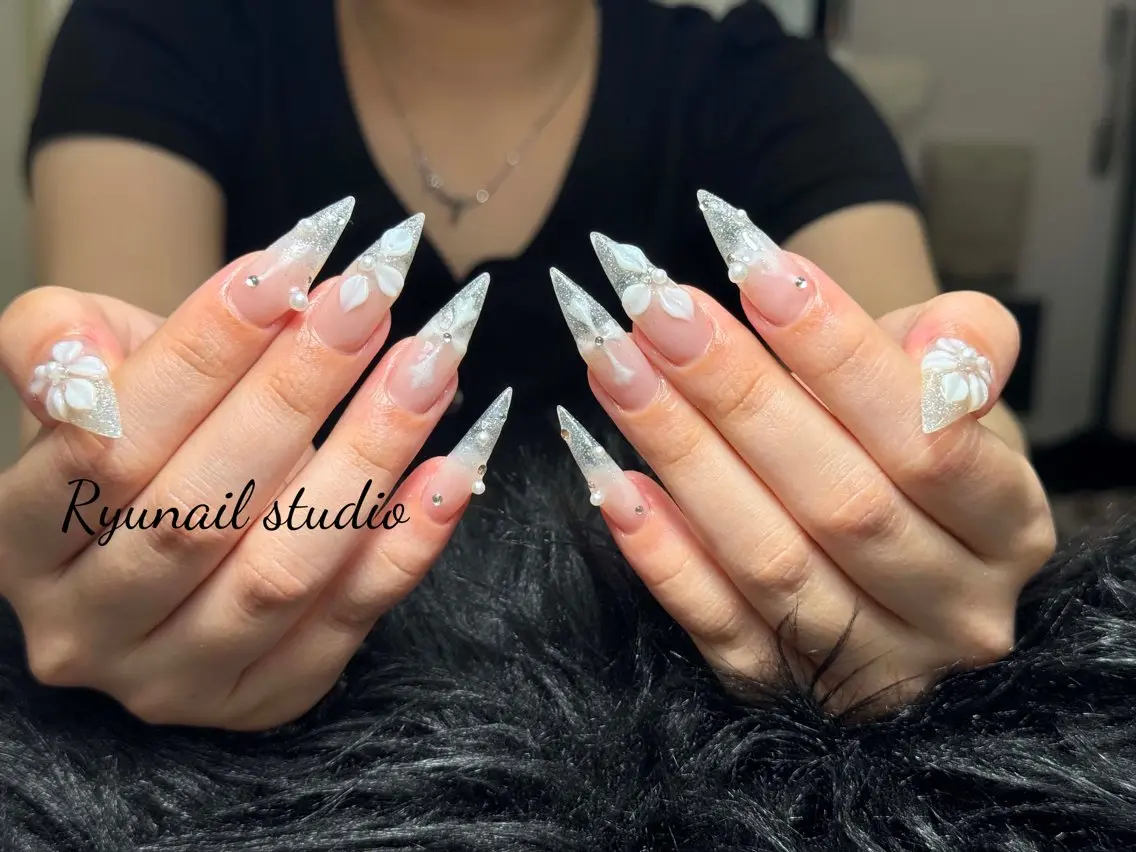 ネイル アートネイル フラワーネイル ジェルネイル マグネットネイル ニュアンスネイル ハンドネイル Ryu Nail NekoChanのネイルデザイン