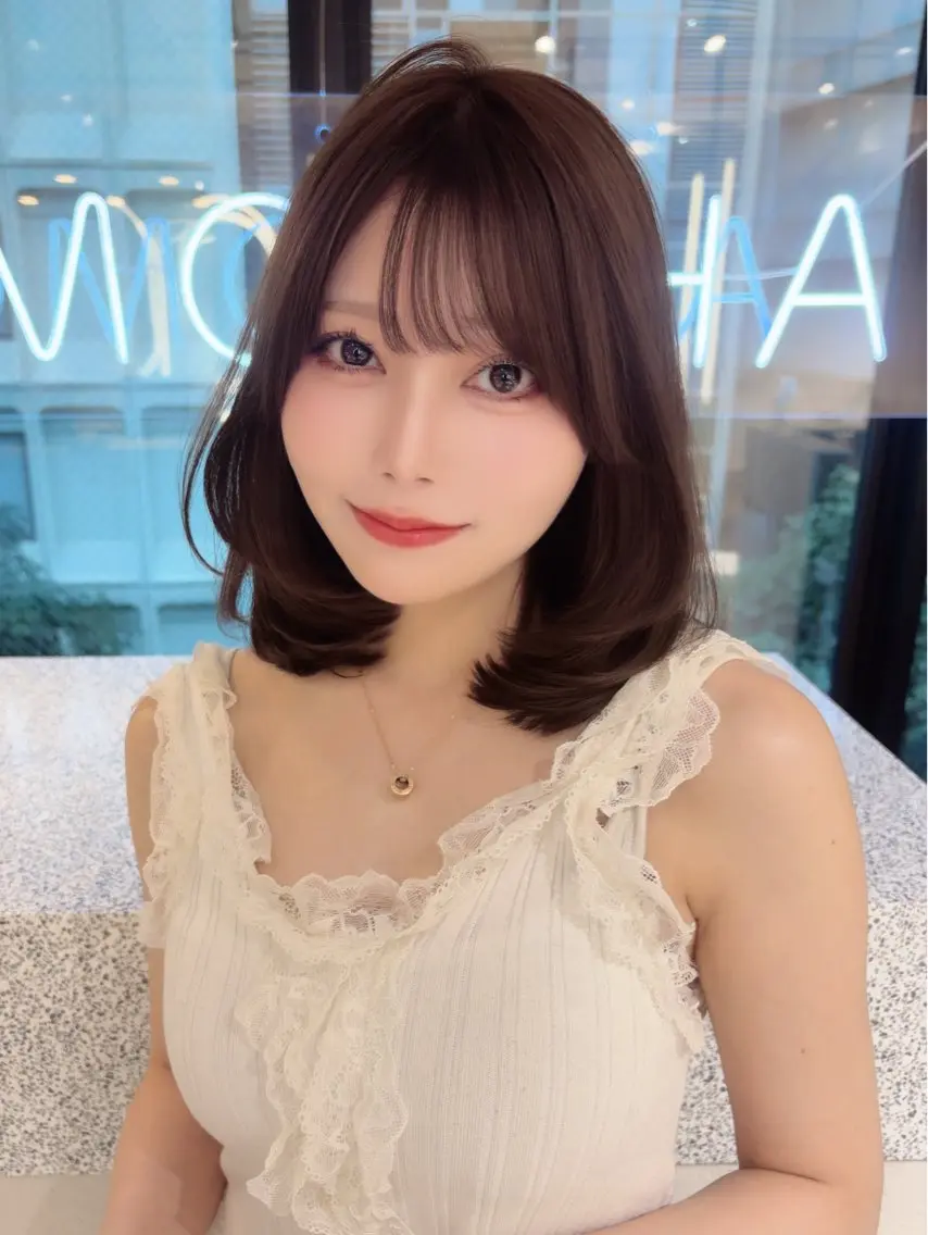 ミディアム ami omochaのヘアスタイル