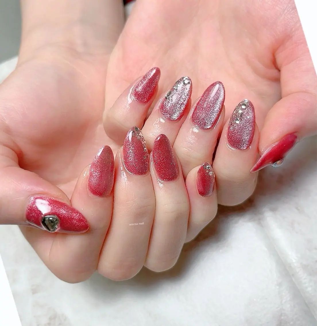 ネイル ストーンネイル serena nailのネイルデザイン
