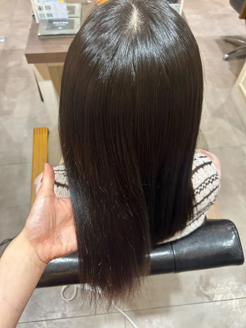 セミロング hirano harukaのヘアスタイル