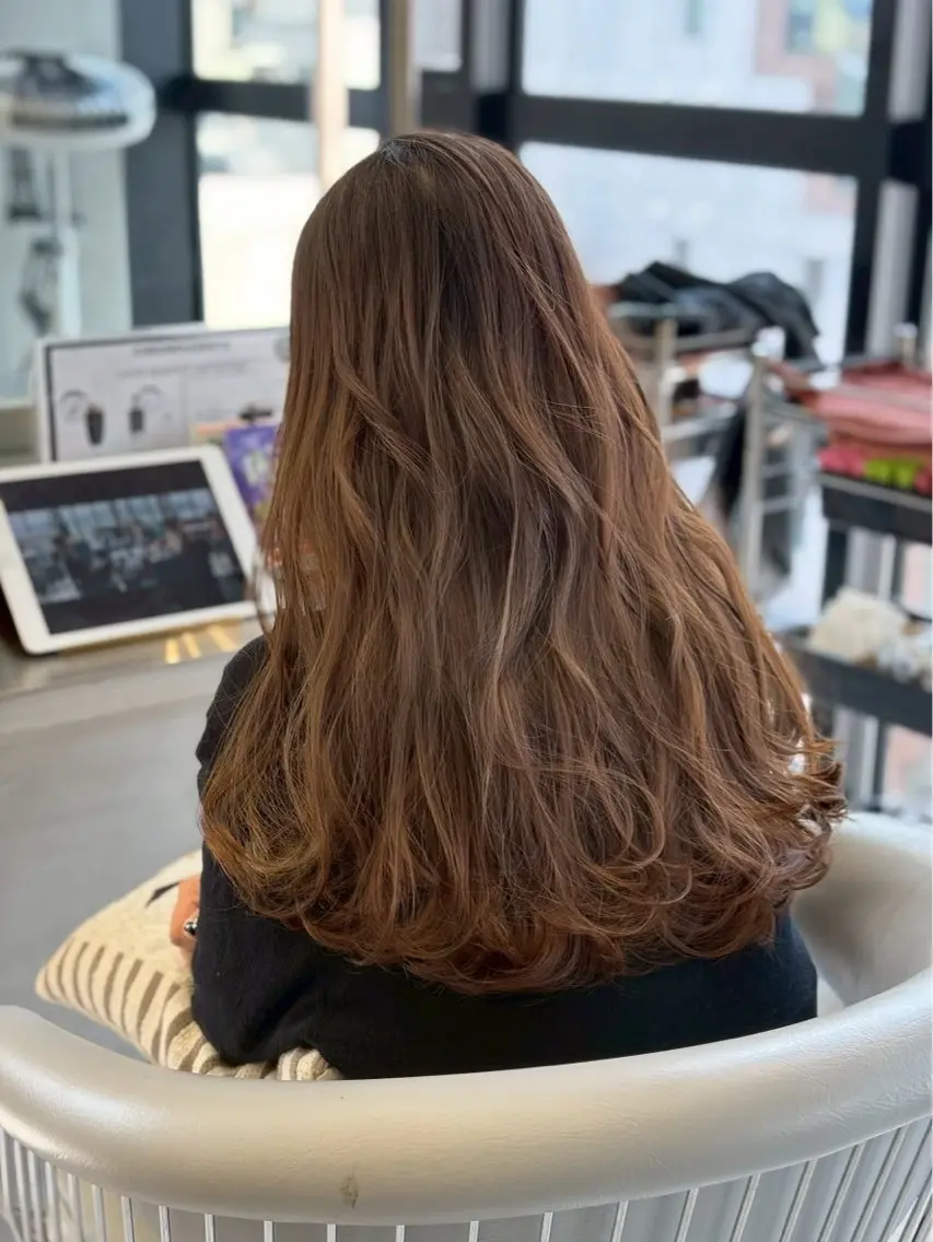 ロング カラー ヘアアレンジ 児玉 唯斗のヘアスタイル