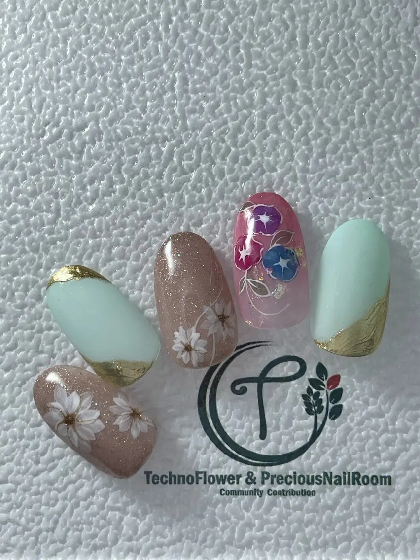 ネイル フラワーネイル precious nail  roomのネイルデザイン