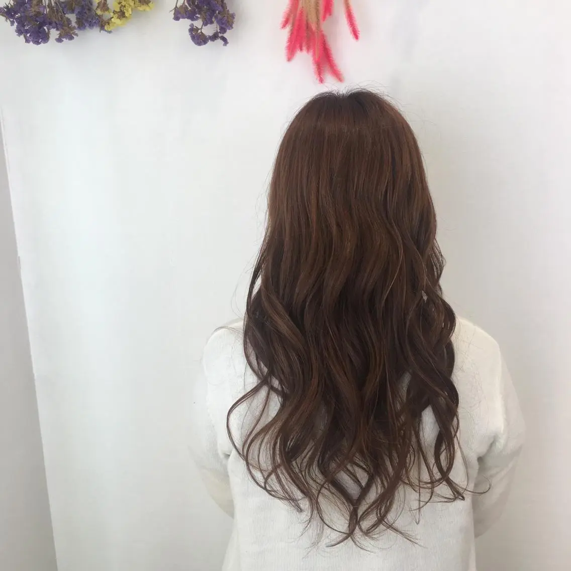 ロング カラー ブラウンカラー イルミナカラー ピンクカラー ピンクブラウン 小顔レイヤー/ ベージュ🤍Rieのヘアスタイル
