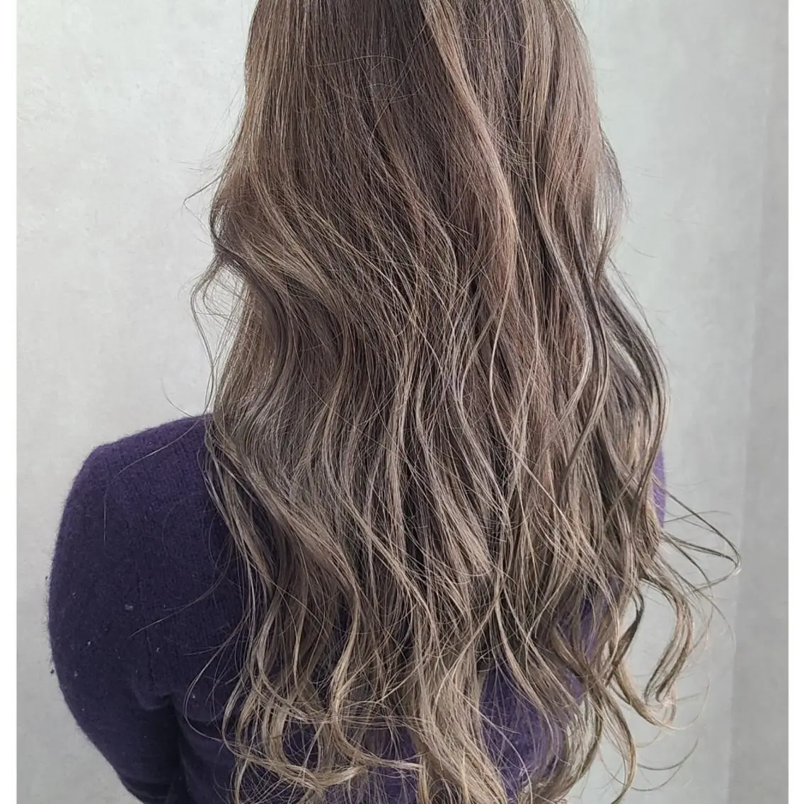 ロング カラー ベージュカラー グラデ❣️インナー 派手髪Fumiyoのヘアスタイル