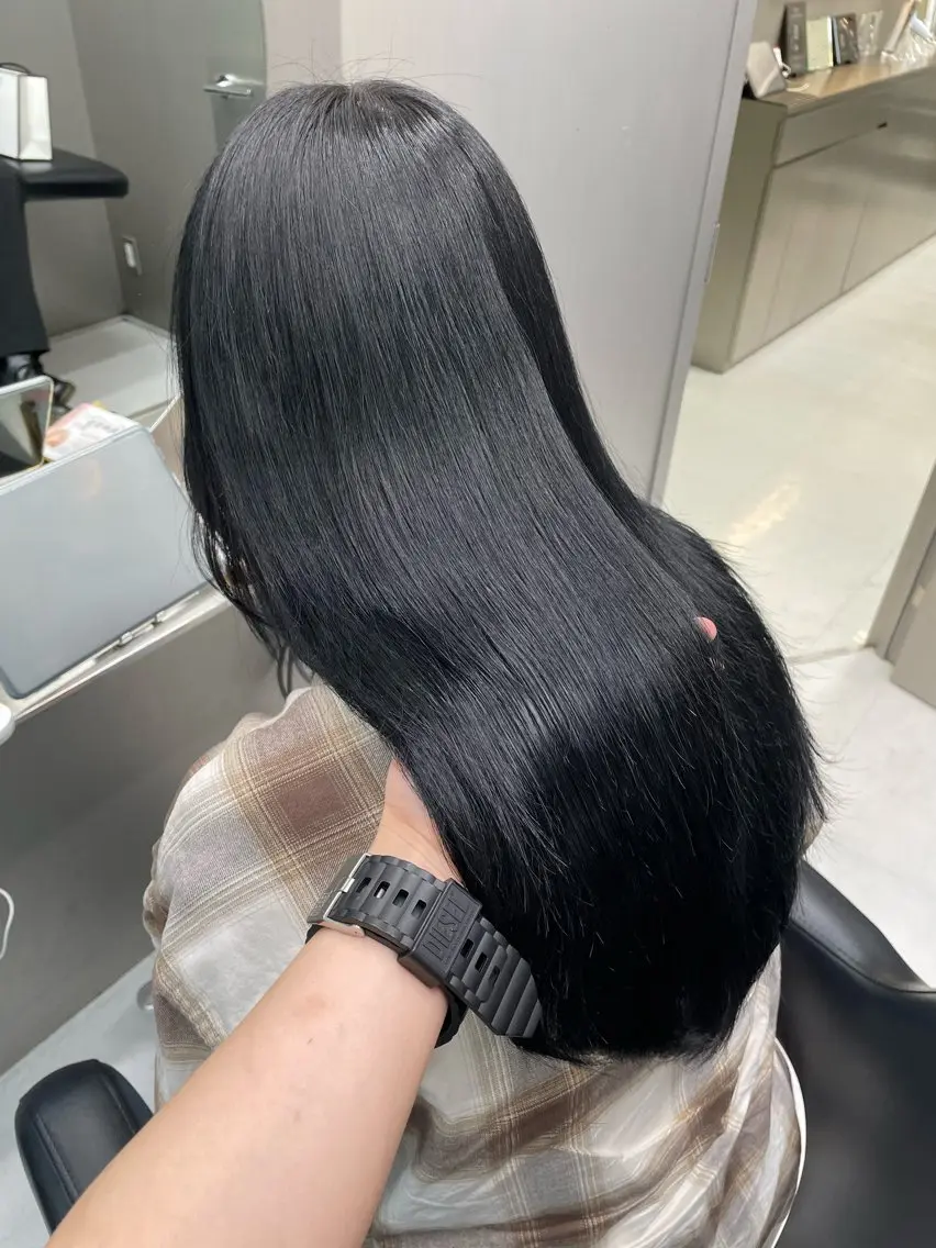 【ミニモ限定】🫧最高級トリートメント🫧+艶ワンカラー💎うねり・パサつきを抑えてツヤツ美髪に🪄ミニモ学割/表参道駅の写真