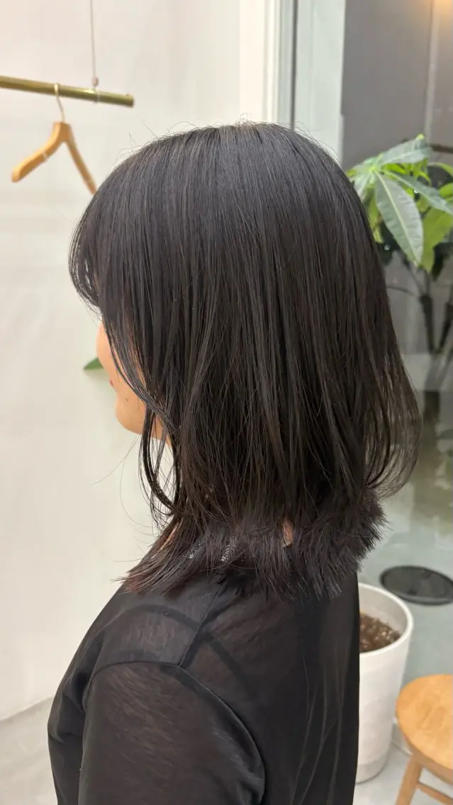 ミディアム レイヤーカット 彦坂 柚羽のヘアスタイル