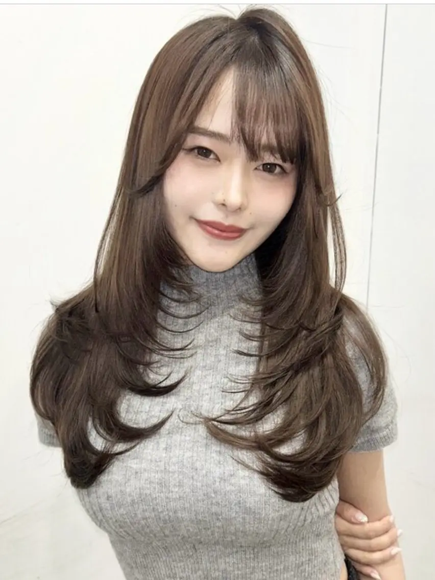 ロング カラー ヘアアレンジ レイヤーカット カット vizz by el yts 北谷ブリーチのヘアスタイル