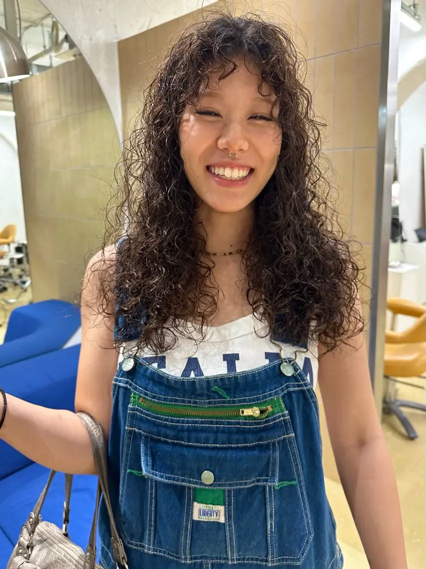 ロング パーマ パーマ 村岡 桃果のヘアスタイル
