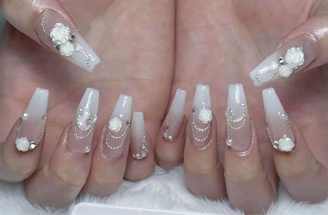💅大人気📣【チップスカルプ】+持ち込みやり放題+豪華無限制パーツつけ放題(7日以内お直し、オフ無料)🤩の写真