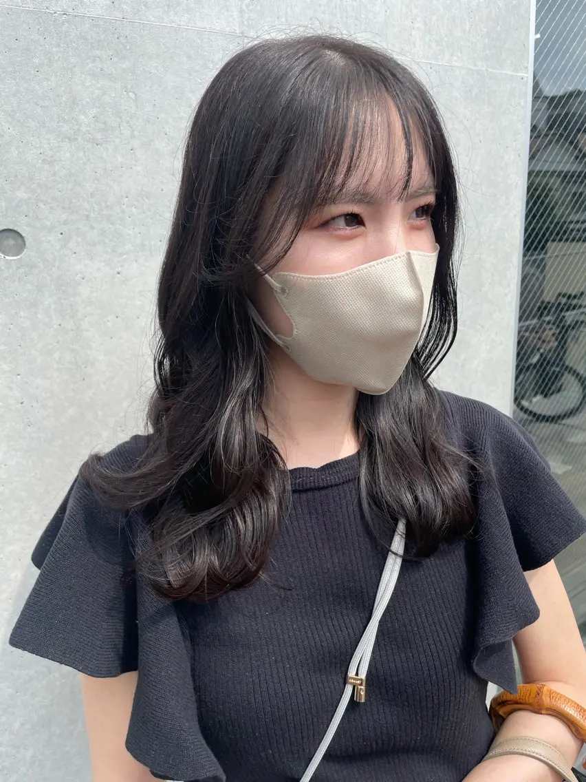 ロング カラー ヘアカラー インナーカラー 推し ブリーチ  髪質改善のヘアスタイル