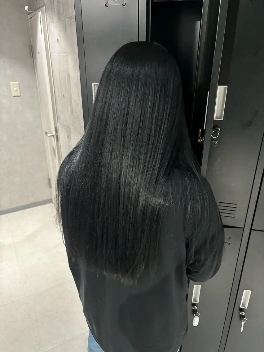 ロング カラー カット ヘアカラー トリートメント _WHITE / KENTOのヘアスタイル