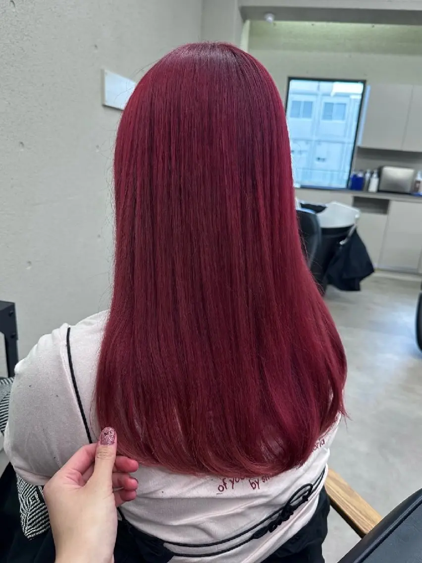 ロング カラー レッドカラー ヘアカラー IPPO アカデミーのヘアスタイル