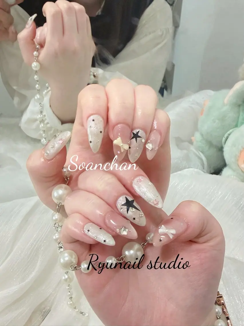 ネイル アートネイル 長さ出し ハンドネイル Ryu Nail NekoChanのネイルデザイン