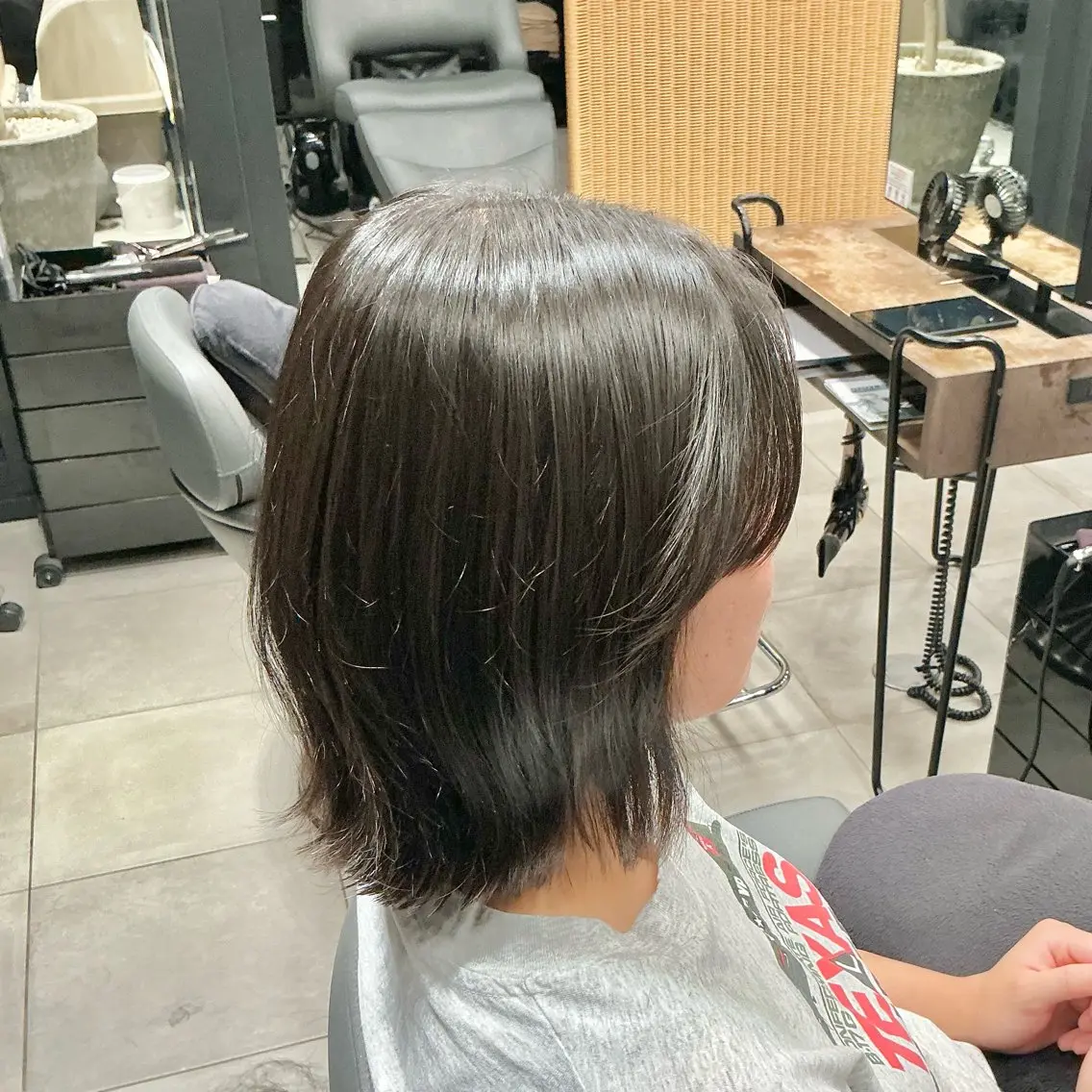 ミディアム ボブ 外ハネヘア 🫧透明感カラー 艶髪MAYA🎀のヘアスタイル