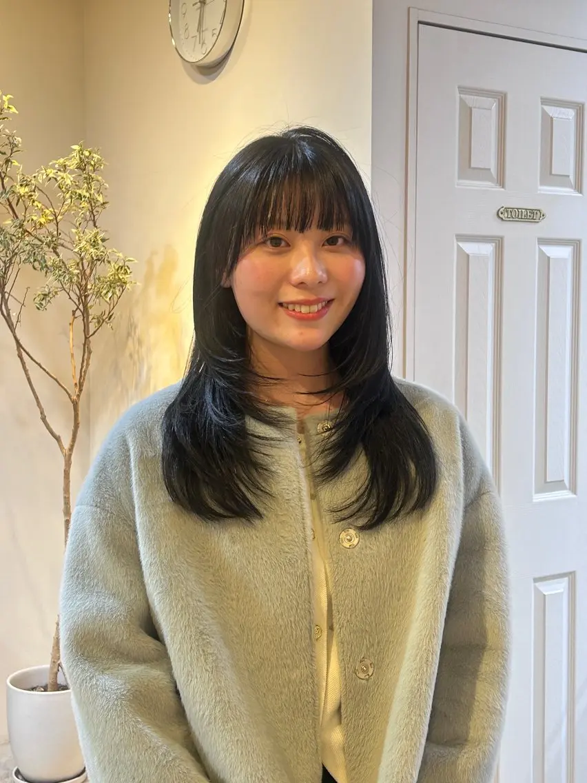 セミロング カット ヘアカラー トリートメント ナチュラル大人っぽい スタイル MAORIのヘアスタイル