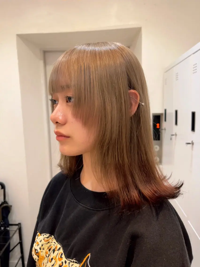 ショート カラー デザインカラー レイヤー🩵透明感 ೀユイ🌙のヘアスタイル