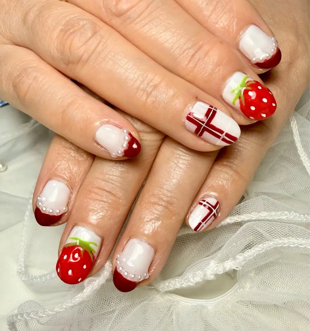 ネイル アートネイル チークネイル フラッシュネイル フラッシュマグ フレンチネイル Mai’s nailのネイルデザイン