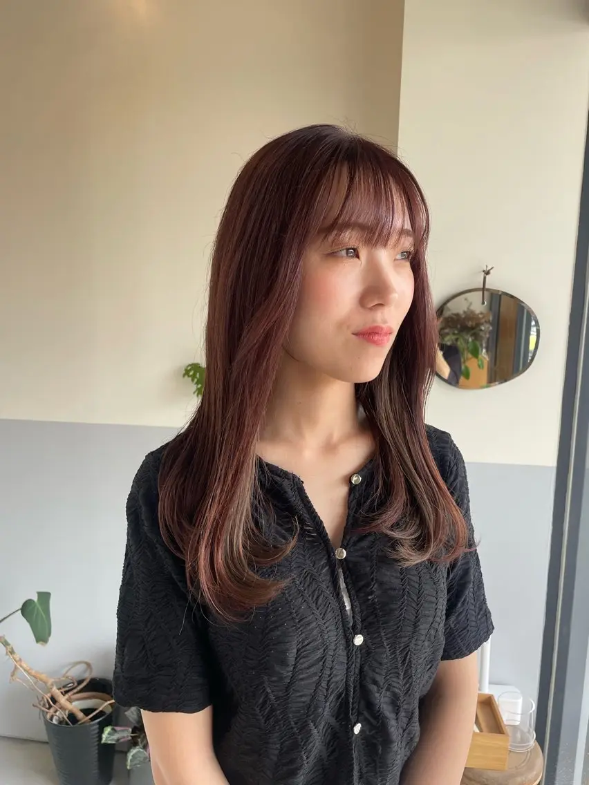 ミディアム ピンクブラウン 小久保 里紗のヘアスタイル
