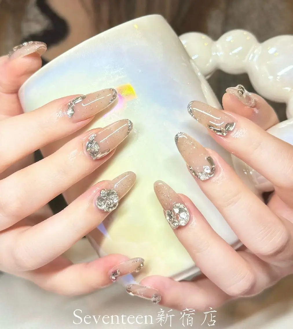 ネイル puka eyelash新宿店のマツエク・マツパデザイン