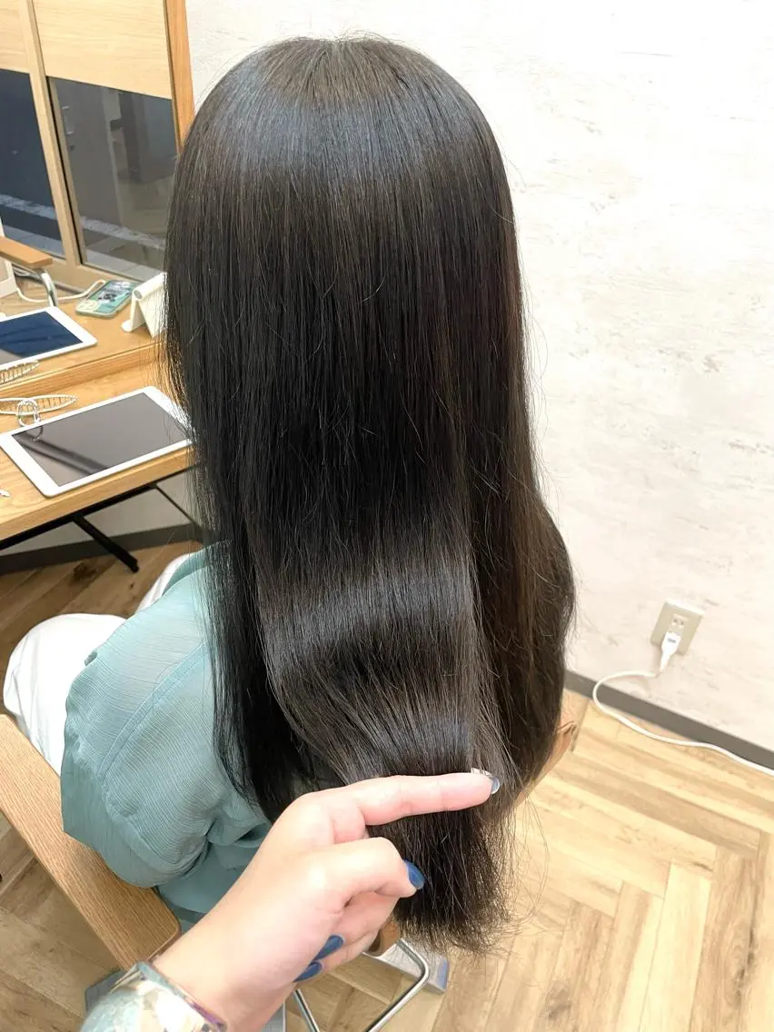 スピエラ縮毛矯正+カット+oggiotto10stepトリートメントの写真