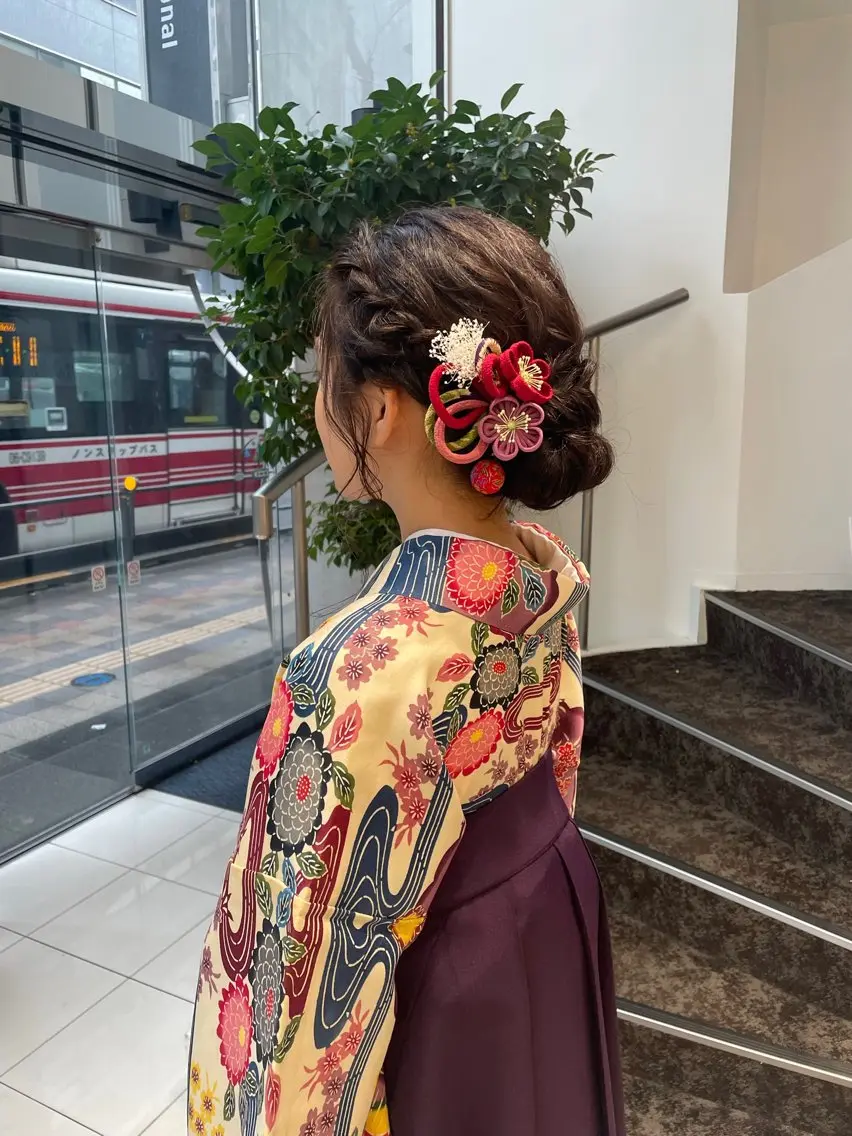 ヘアアレンジ ヘアセット BiBi 藪 菜月のヘアスタイル
