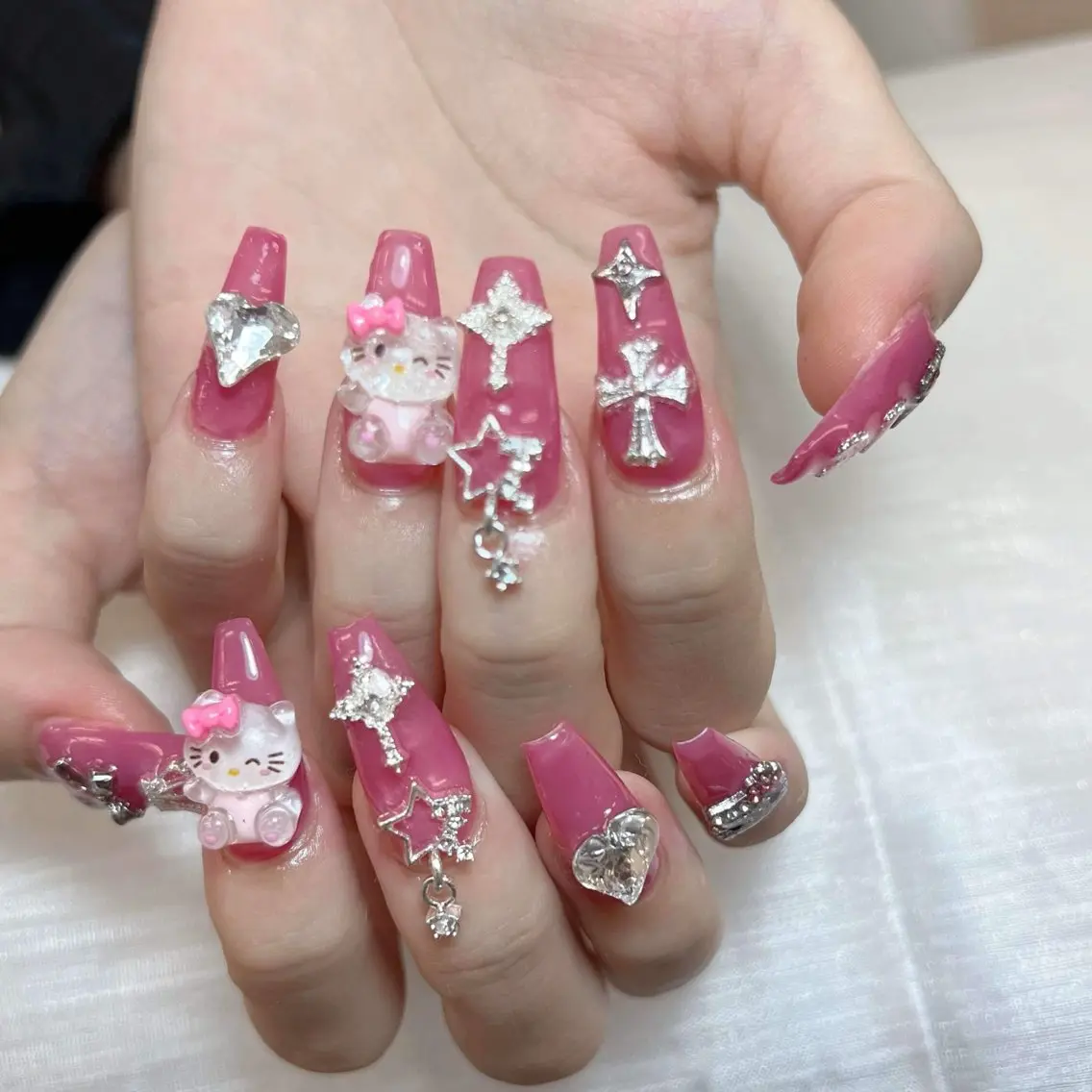 ネイル ハンドネイル ハンドケア Anh Nail 歌舞伎町のネイルデザイン
