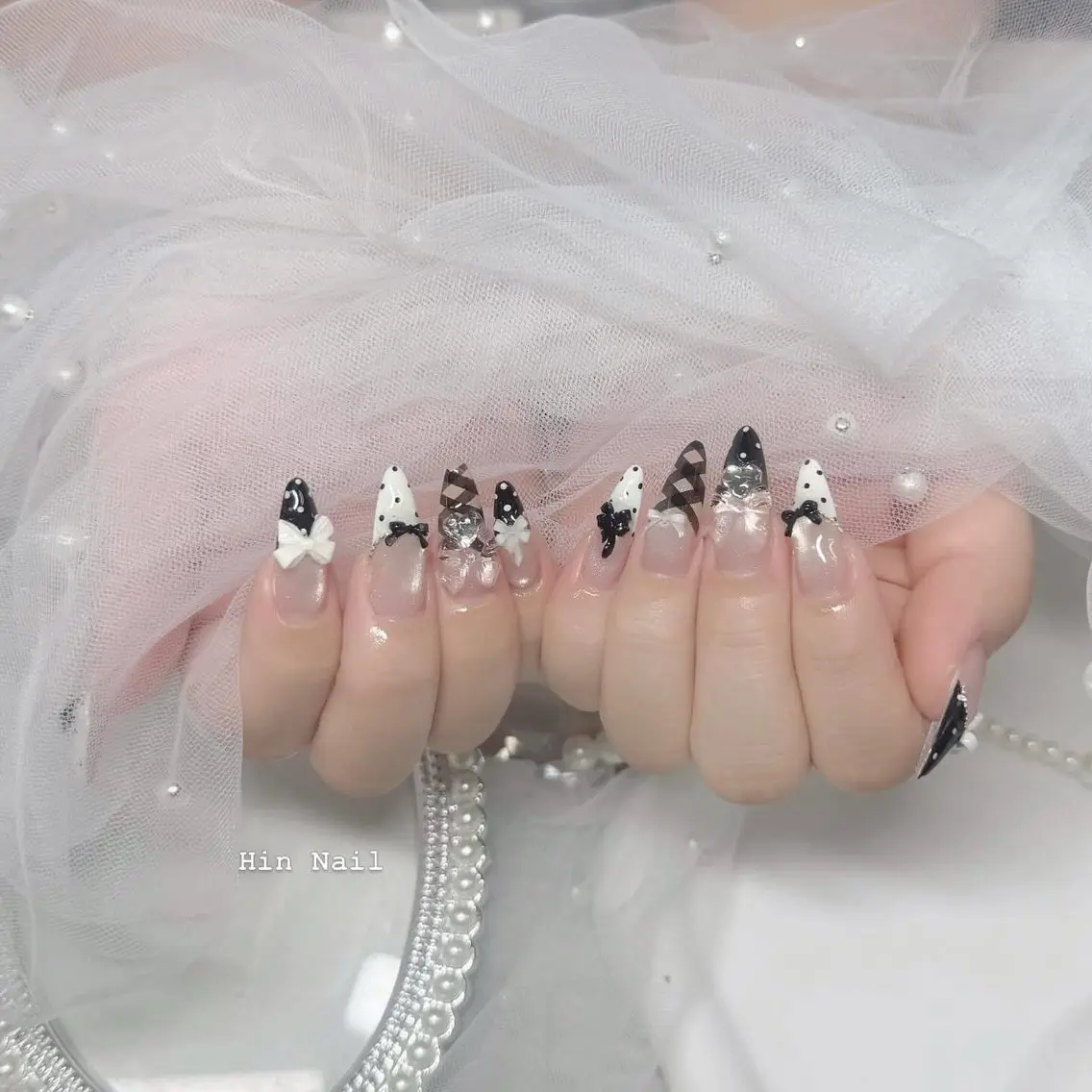 ネイル ハンドネイル HIN NAILのネイルデザイン