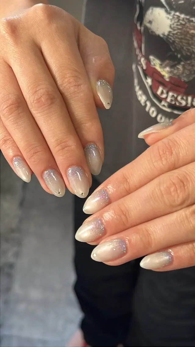 ネイル マグネットネイル ハンドネイル NailByua 武蔵新城徒歩4分のネイルデザイン