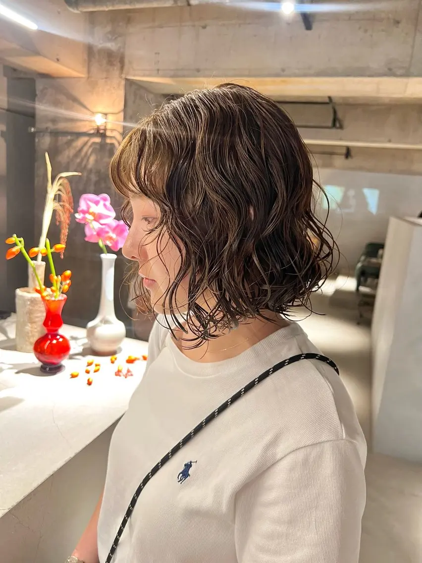 ミディアム パーマ カット パーマ トリートメント 宮川 日菜子のヘアスタイル