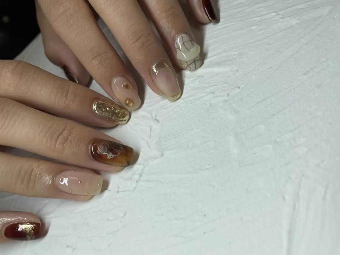 ネイル ニュアンスネイル nail salon Libertyのネイルデザイン