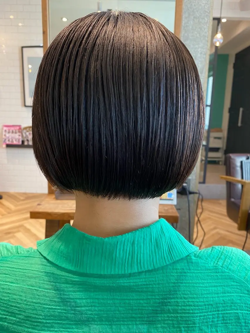 ショート カラー カット トリートメント 🌈髪質改善🌈 過去の1艶サラ体験✨のヘアスタイル