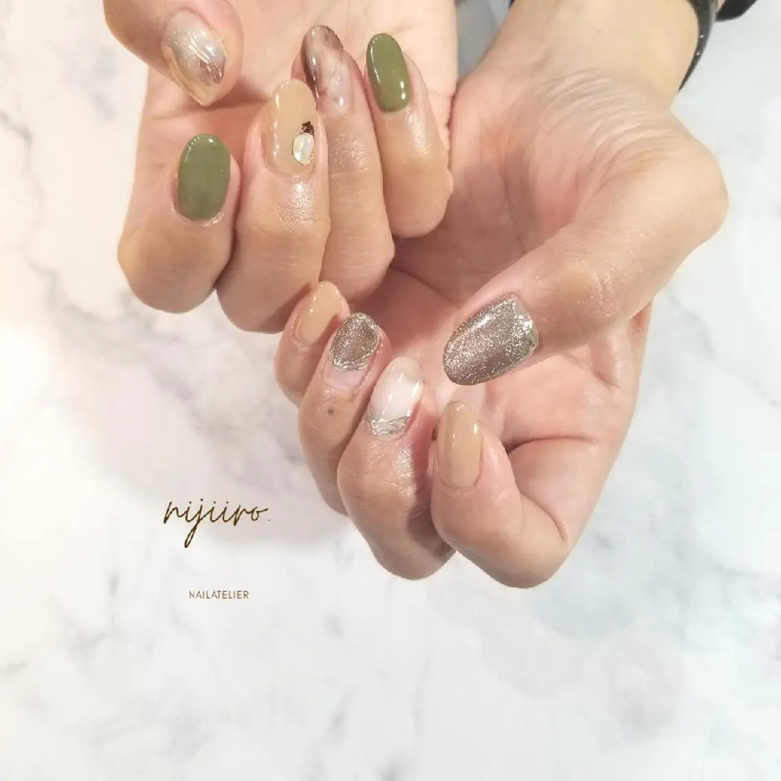 ネイル ハンドネイル nijiiro🌈 サトウのネイルデザイン