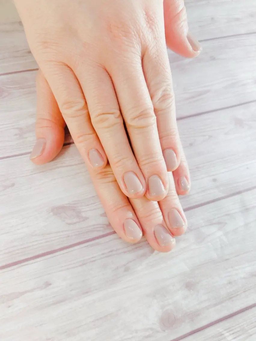 ネイル ワンカラーネイル ハンドネイル MYu Beauty Salon YURIのネイルデザイン