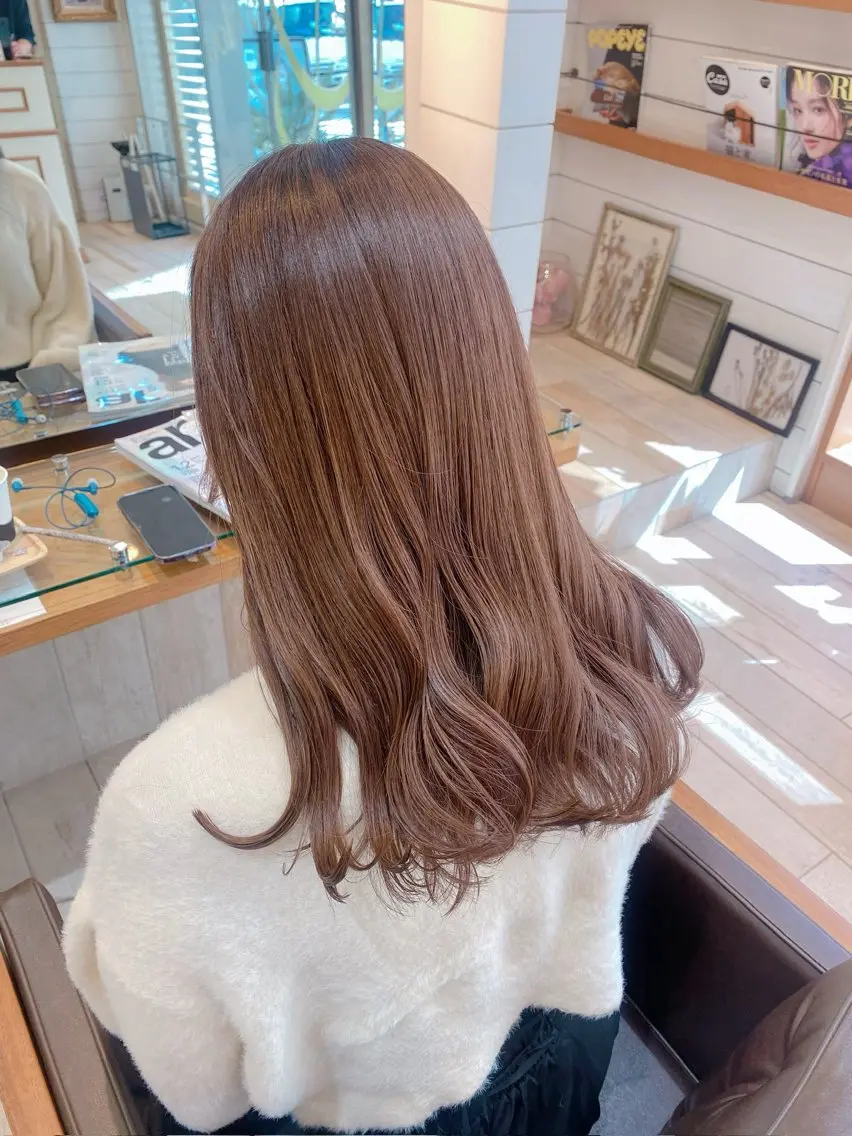 ミディアム カラー ヘアカラー トリートメント 美髪ヘア💛 TOMOMIのヘアスタイル