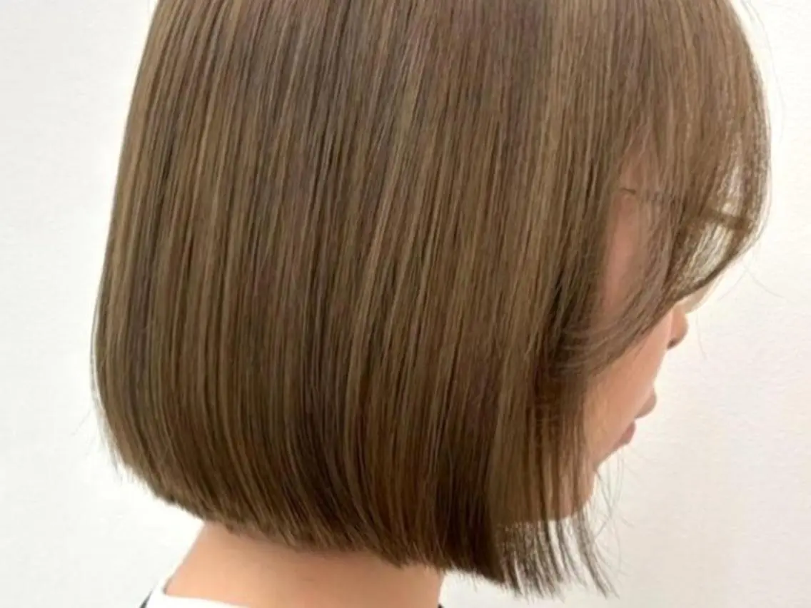 ミディアム 髪質改善カラー透明感 ダブルカラー幕田のヘアスタイル