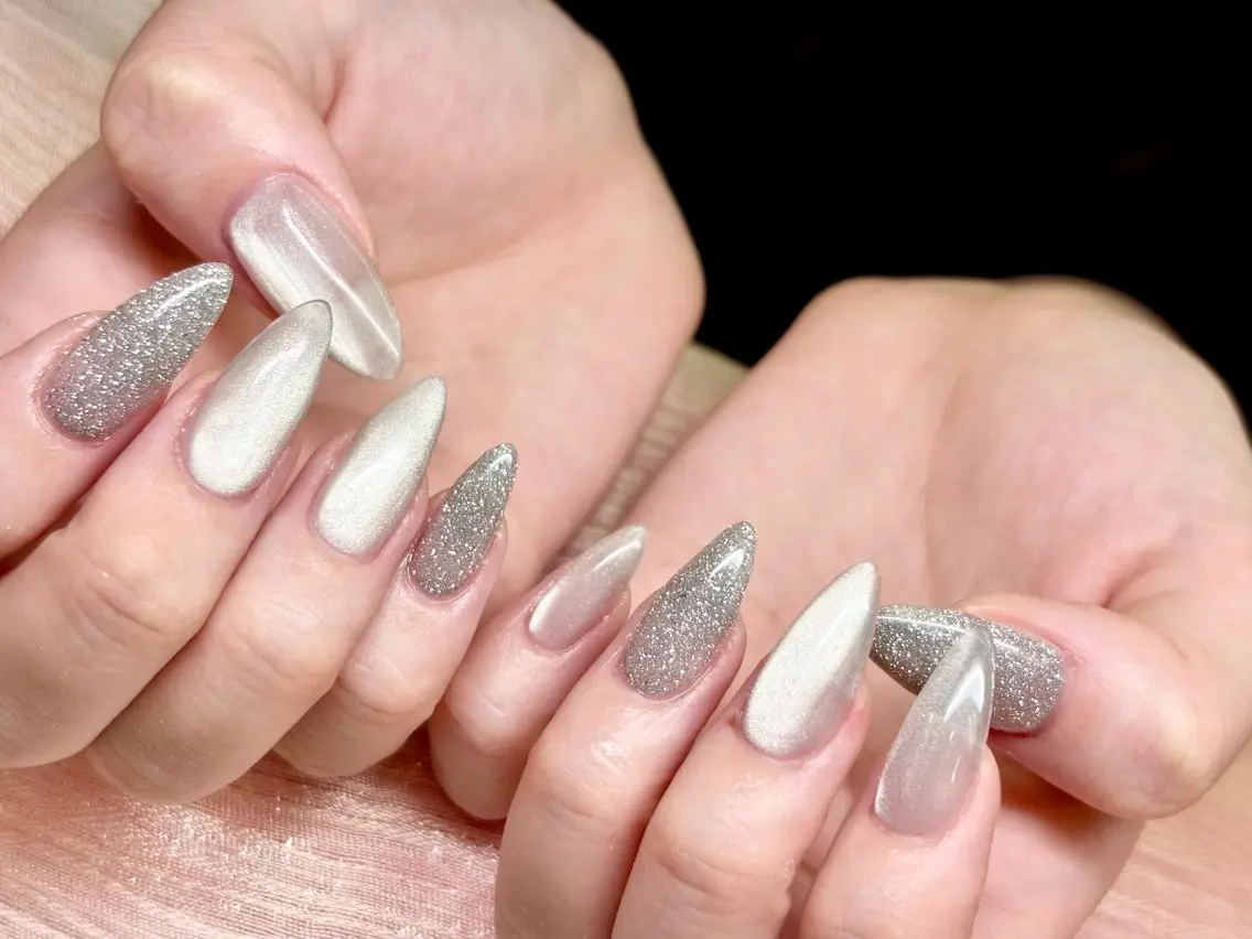 ネイル 長さ出し マグネットネイル ワンカラーネイル ハンドネイル ETE LUNA NAILのネイルデザイン