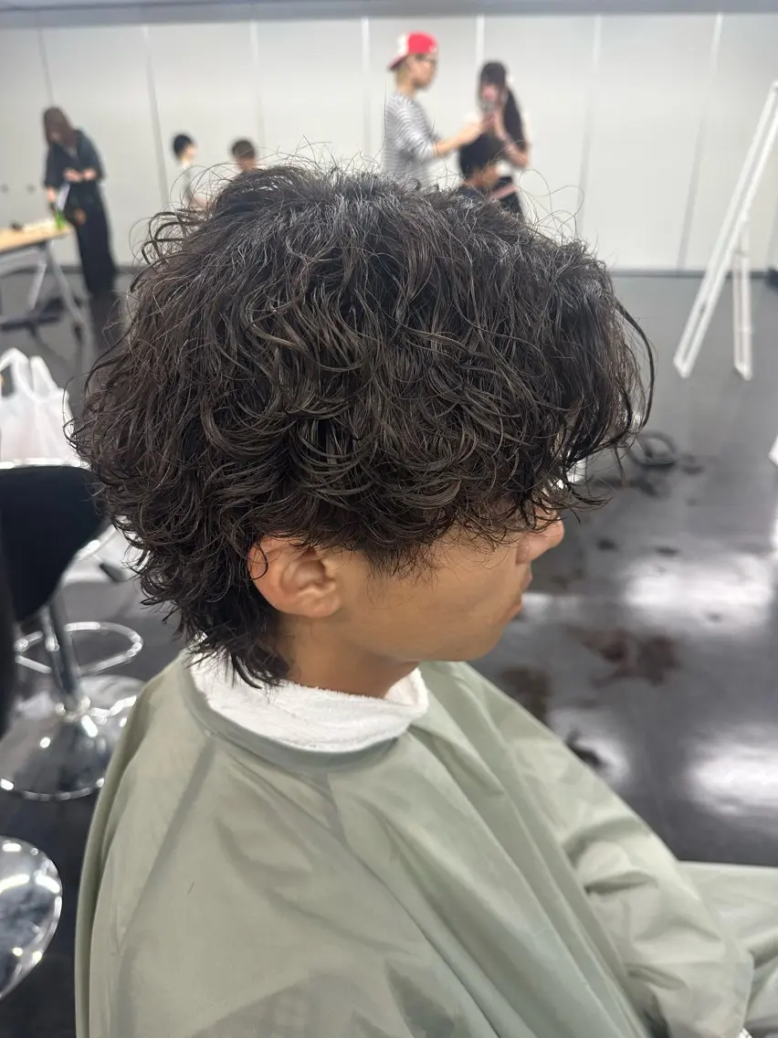 パーマ メンズ ICONIQ梅森台/ まこ‎𖤐 ̖́-‬のヘアスタイル