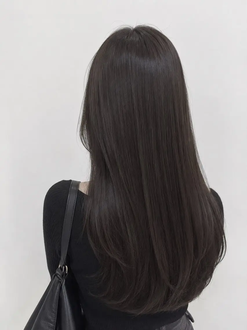 ロング カラー ヘアカラー 松野 航青のヘアスタイル